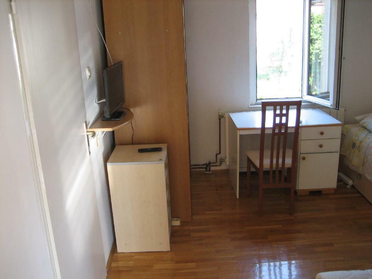 Tihi Apartman Zadar Exterior foto